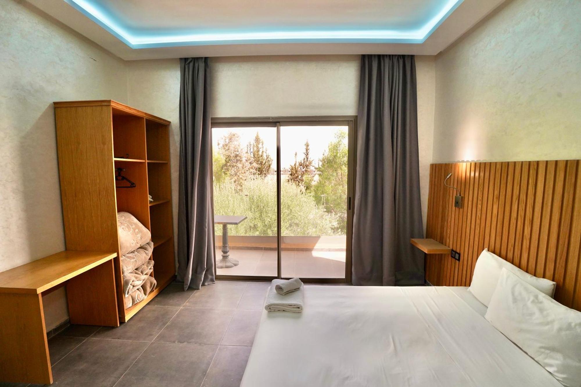 Ourika Camp Suites Hotel & Resort El Harkat Exterior photo